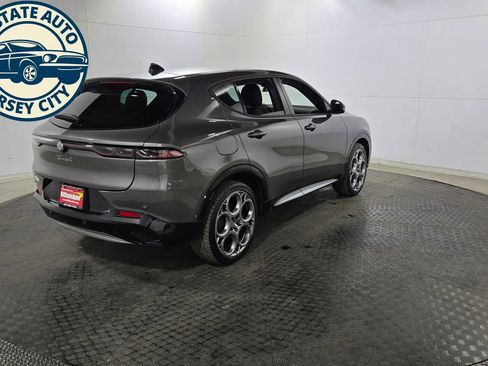 Used 2024 Alfa Romeo Tonale Ti w/ Active Assist Package AWD/4WD image 7