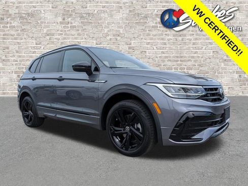 Certified 2024 Volkswagen Tiguan SE R-Line AWD/4WD image 2