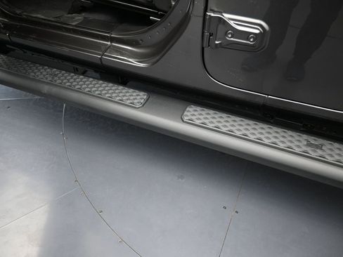 New 2026 Jeep Gladiator Sport image 25