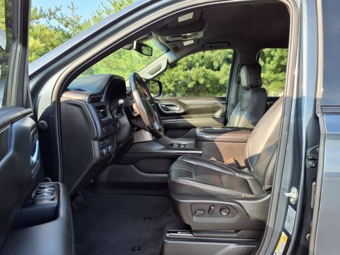 Used 2021 Chevrolet Tahoe RST AWD/4WD image 22