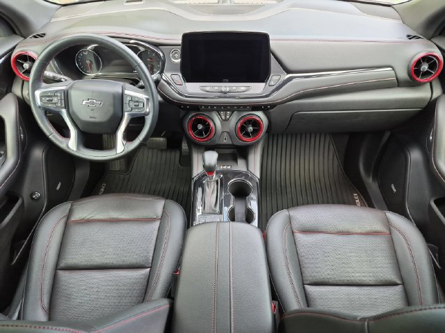 Used 2023 Chevrolet Blazer RS w/ Enhanced Convenience Package FWD image 13