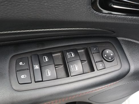 Used 2025 Dodge Durango GT AWD/4WD image 14