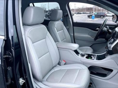 Used 2022 GMC Acadia SLT image 7