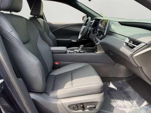 Used 2024 Lexus RX 350 Premium w/ Accessory Package (Z1) AWD/4WD image 8