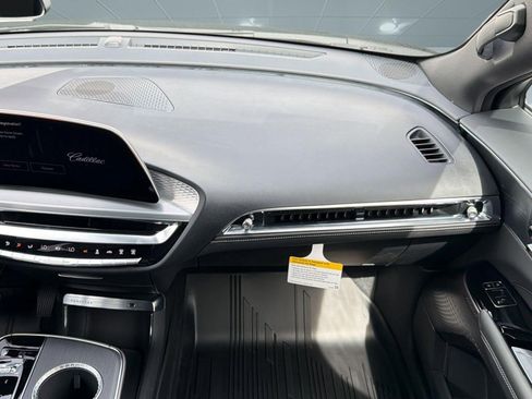 New 2026 Cadillac Lyriq Sport RWD image 28