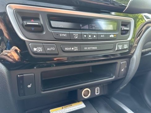 Used 2023 Honda Ridgeline Black Edition image 22