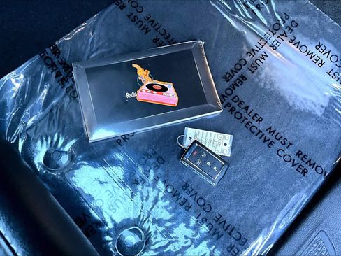 Used 2023 Jeep Grand Cherokee L Limited image 23