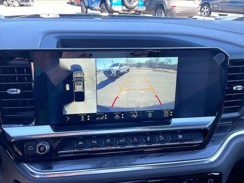 Used 2022 Chevrolet Silverado 1500 LTZ image 21