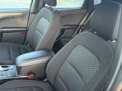 Used 2025 Ford Escape Active FWD image 27