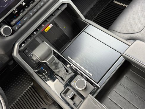 Used 2023 Toyota Tundra Platinum image 36