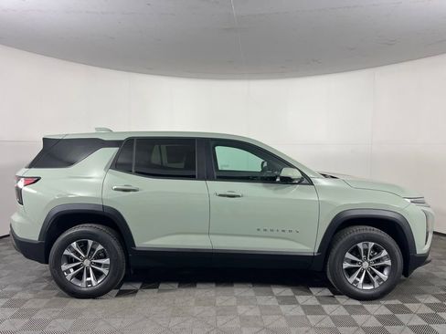 New 2026 Chevrolet Equinox LT w/ Convenience Package II AWD/4WD image 3