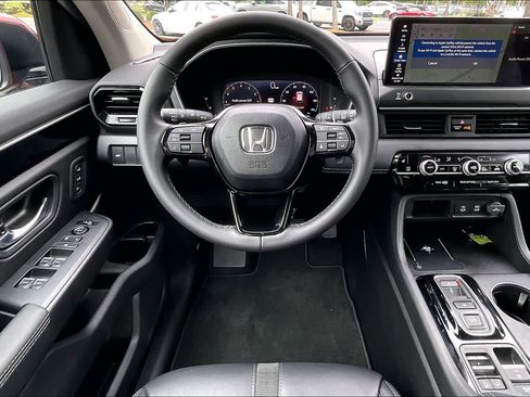 Certified 2026 Honda Pilot EX-L image 6
