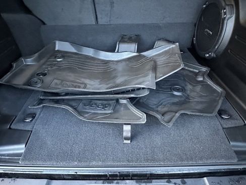 Used 2021 Jeep Wrangler Unlimited Sahara w/ Cold Weather Group image 20