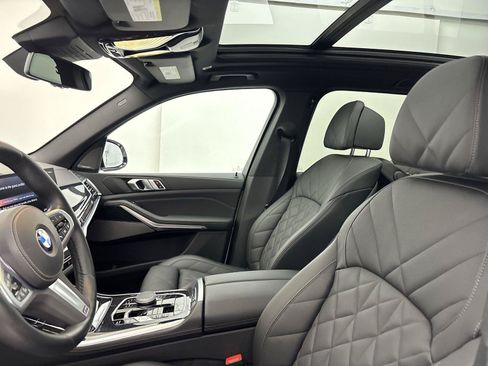 Used 2024 BMW X5 xDrive40i w/ M Sport Package AWD/4WD image 24