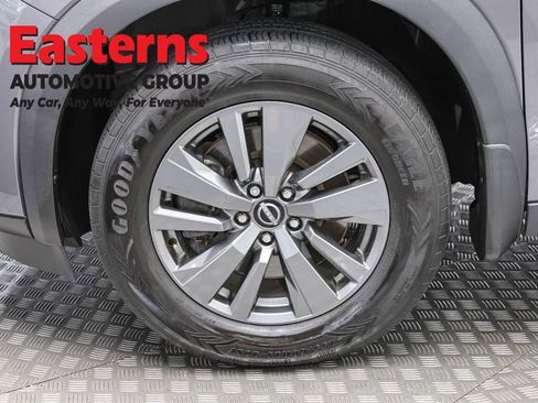 Used 2024 Nissan Pathfinder SV AWD/4WD image 31