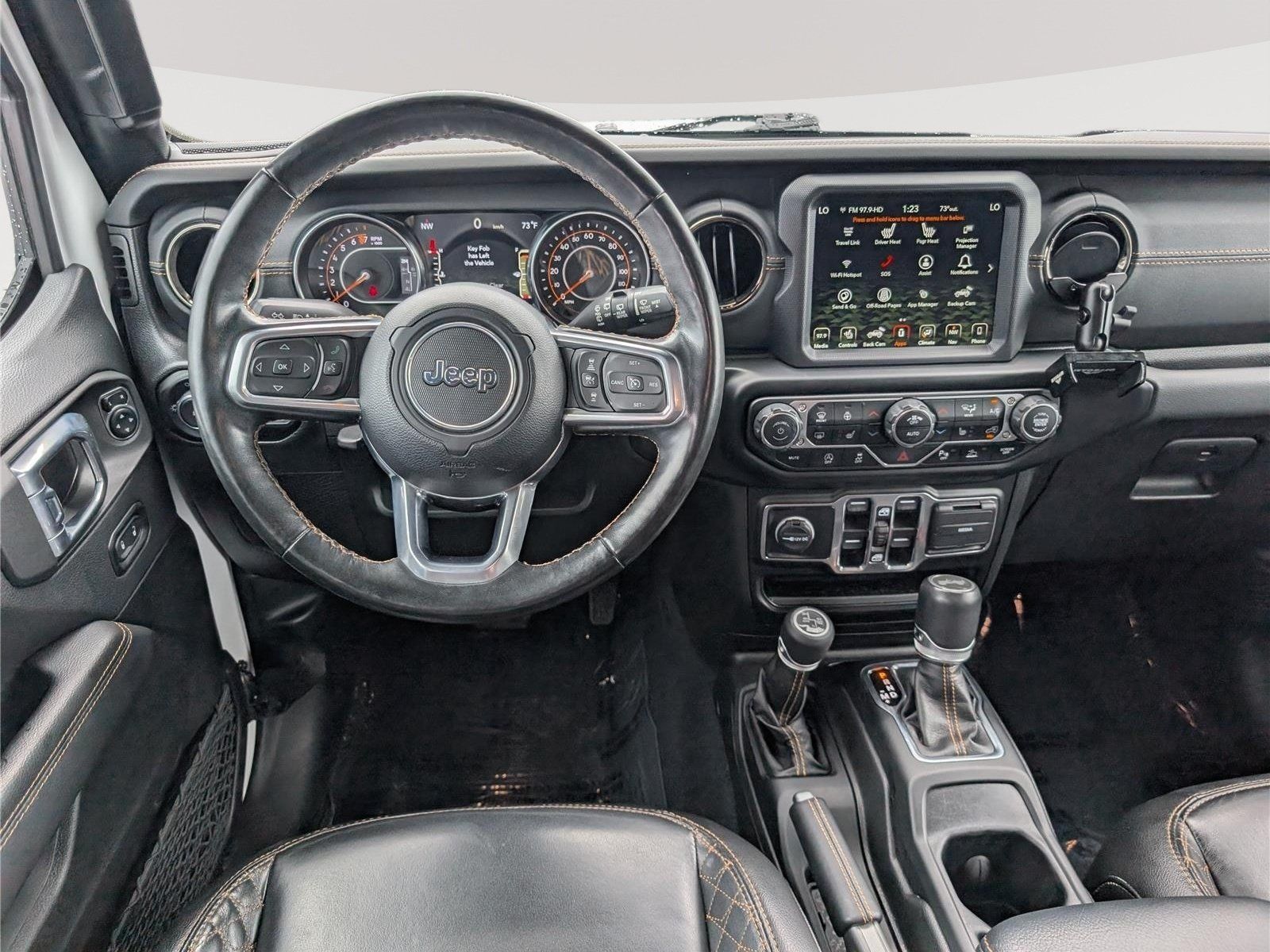 Used 2022 Jeep Wrangler Unlimited Sahara AWD/4WD image 17