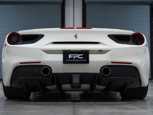 Used 2018 Ferrari 488 Spider image 75