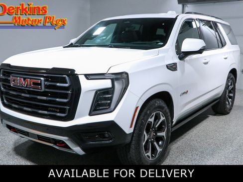 Used 2025 GMC Yukon AT4 w/ AT4 Premium Plus Package AWD/4WD image 1
