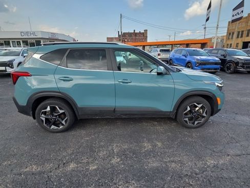 Used 2025 Kia Seltos EX AWD/4WD image 8