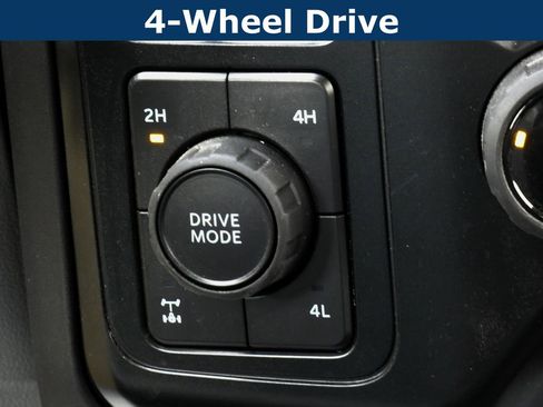 Used 2026 Ford F250 XLT w/ Snow Plow/Camper Package image 16