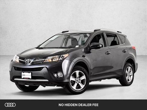 Used 2015 Toyota RAV4 XLE FWD image 1