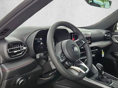 Used 2025 Dodge Hornet GT w/ GT Blacktop Package image 3