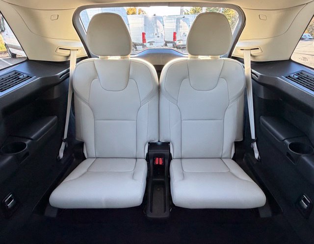 Used 2023 Volvo XC90 B6 Plus w/ Protection Package AWD/4WD image 18