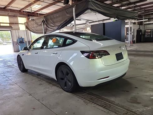 Used 2023 Tesla Model 3 Standard Range RWD image 4