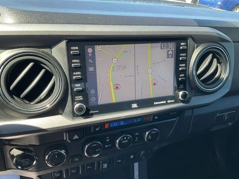 Used 2020 Toyota Tacoma TRD Off-Road w/ TRD Premium Off Road Package image 13