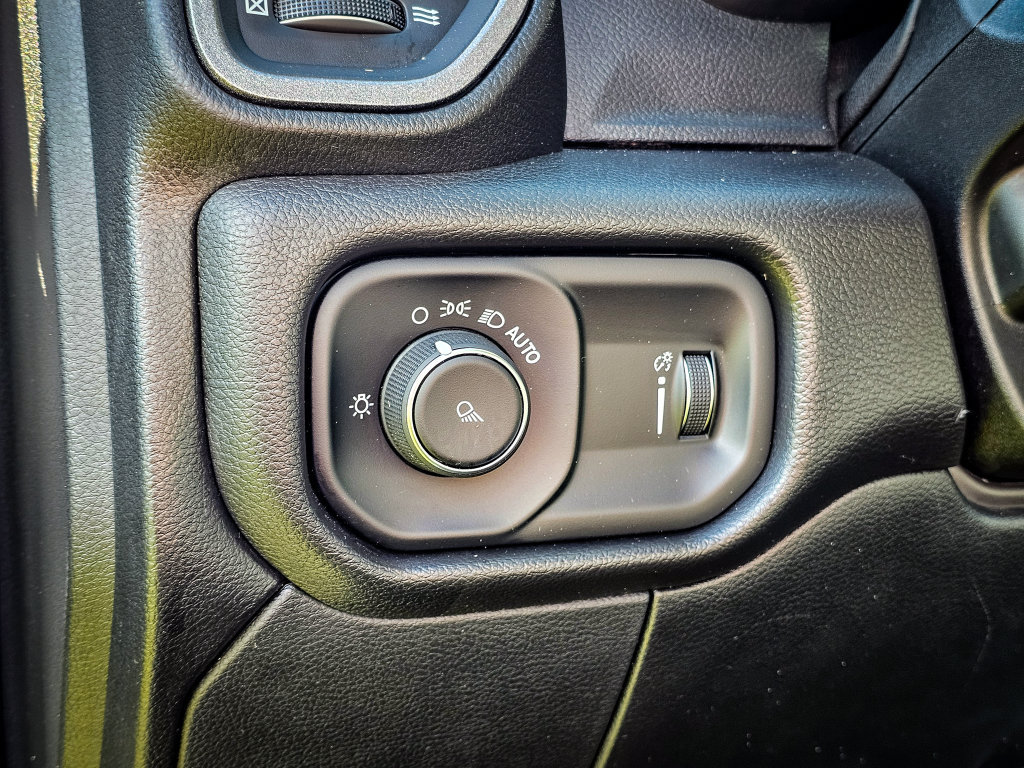 Used 2024 RAM 2500 Tradesman AWD/4WD image 16