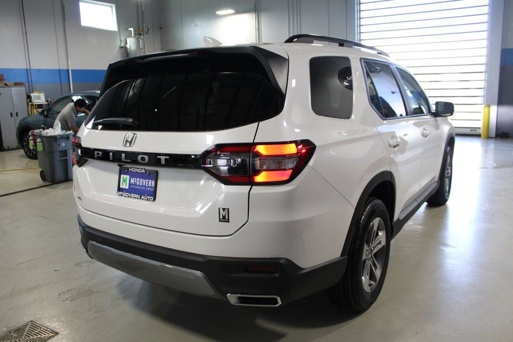 New 2026 Honda Pilot EX-L image 13