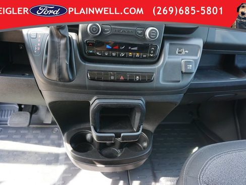 Used 2025 RAM ProMaster 2500 w/ U-Haul Equipment Group FWD image 16