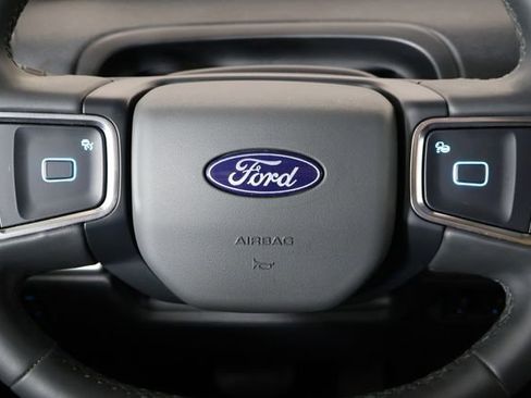 Used 2025 Ford Expedition Max Active RWD image 28