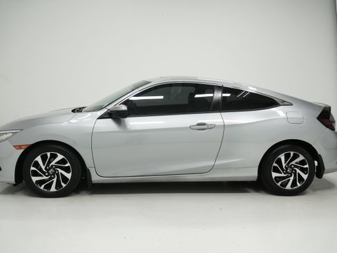 Used 2016 Honda Civic LX-P image 7