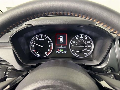 Used 2025 Subaru Forester Touring image 3