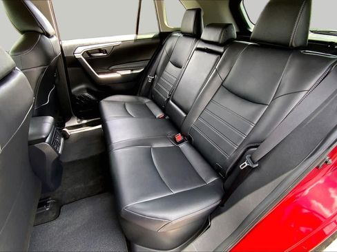 Used 2024 Toyota RAV4 XLE Premium AWD/4WD image 20