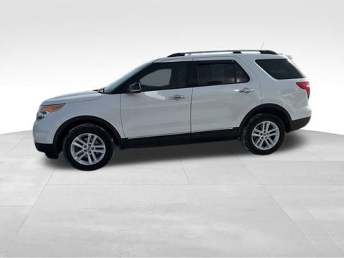 Used 2011 Ford Explorer XLT w/ 202A Rapid Spec Order Code image 7