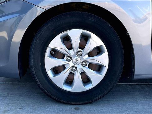 Used 2017 Hyundai Accent SE image 8