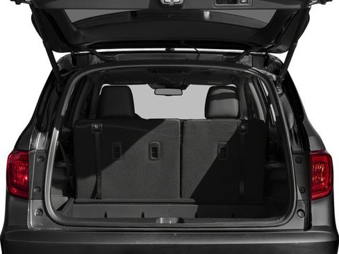 Used 2017 Honda Pilot Elite image 12