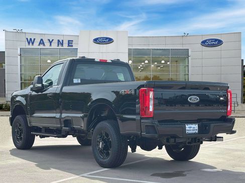 New 2026 Ford F250 4x4 Regular Cab Super Duty image 3