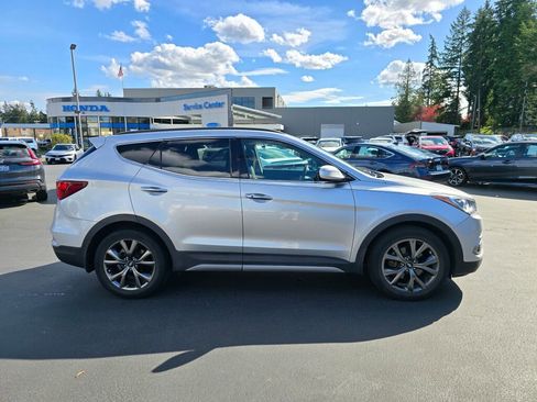 Used 2017 Hyundai Santa Fe Sport AWD/4WD image 13