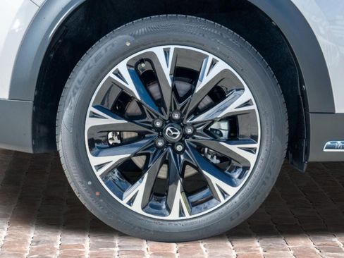 Used 2026 MAZDA CX-90 Plug-In Hybrid w/ Premium Plus AWD/4WD image 39