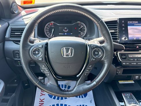 Used 2023 Honda Ridgeline Black Edition image 16