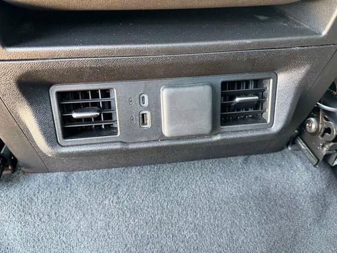 Used 2025 GMC Sierra 1500 SLT RWD image 24