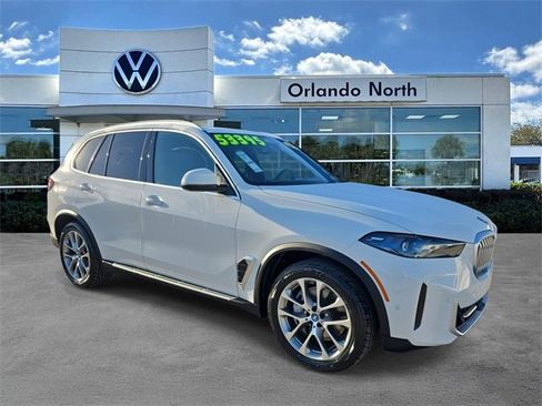 Used 2025 BMW X5 xDrive50e image 1