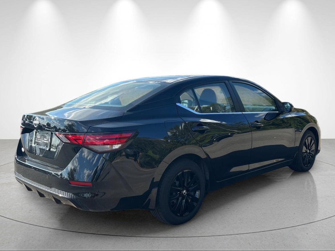 Used 2025 Nissan Sentra S FWD image 5