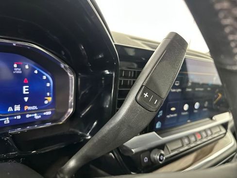 Used 2024 Chevrolet Silverado 2500 LT w/ Convenience Package image 20