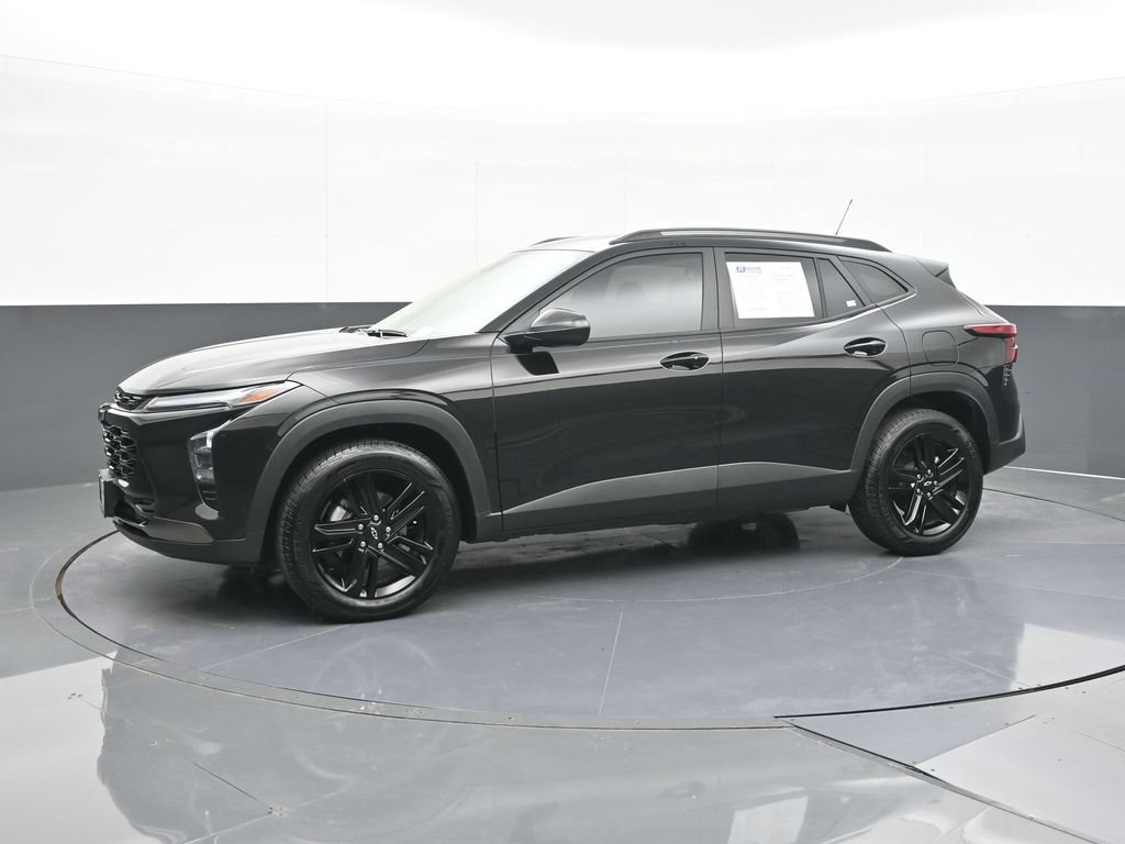 Used 2026 Chevrolet Trax ACTIV w/ Driver Confidence Package FWD image 5
