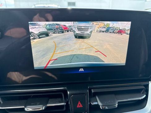 Certified 2024 Chevrolet TrailBlazer LT w/ Driver Confidence Package AWD/4WD image 19