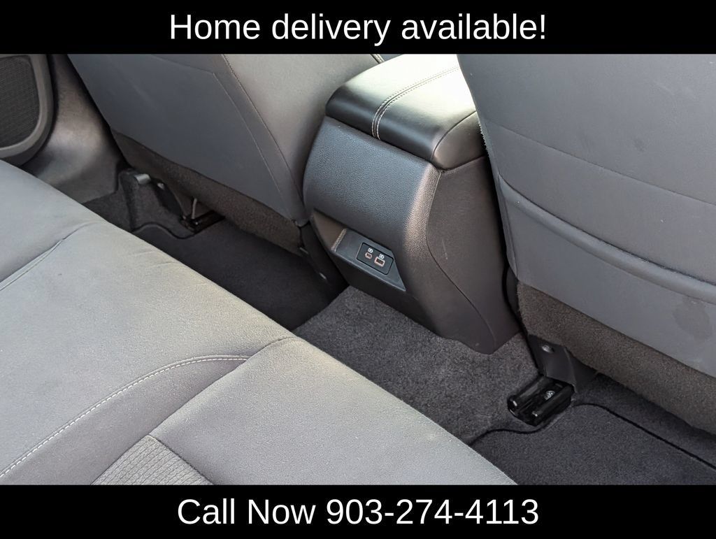 Used 2025 Nissan Altima 2.5 SV FWD image 28